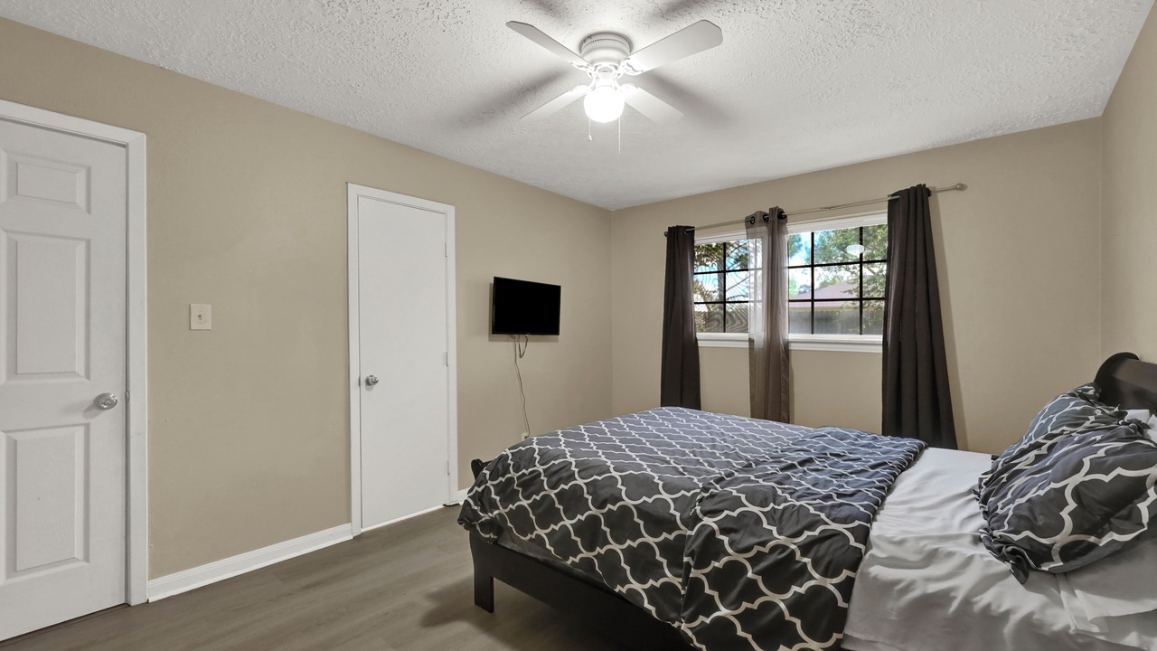 Photo of Bedroom in Cypress