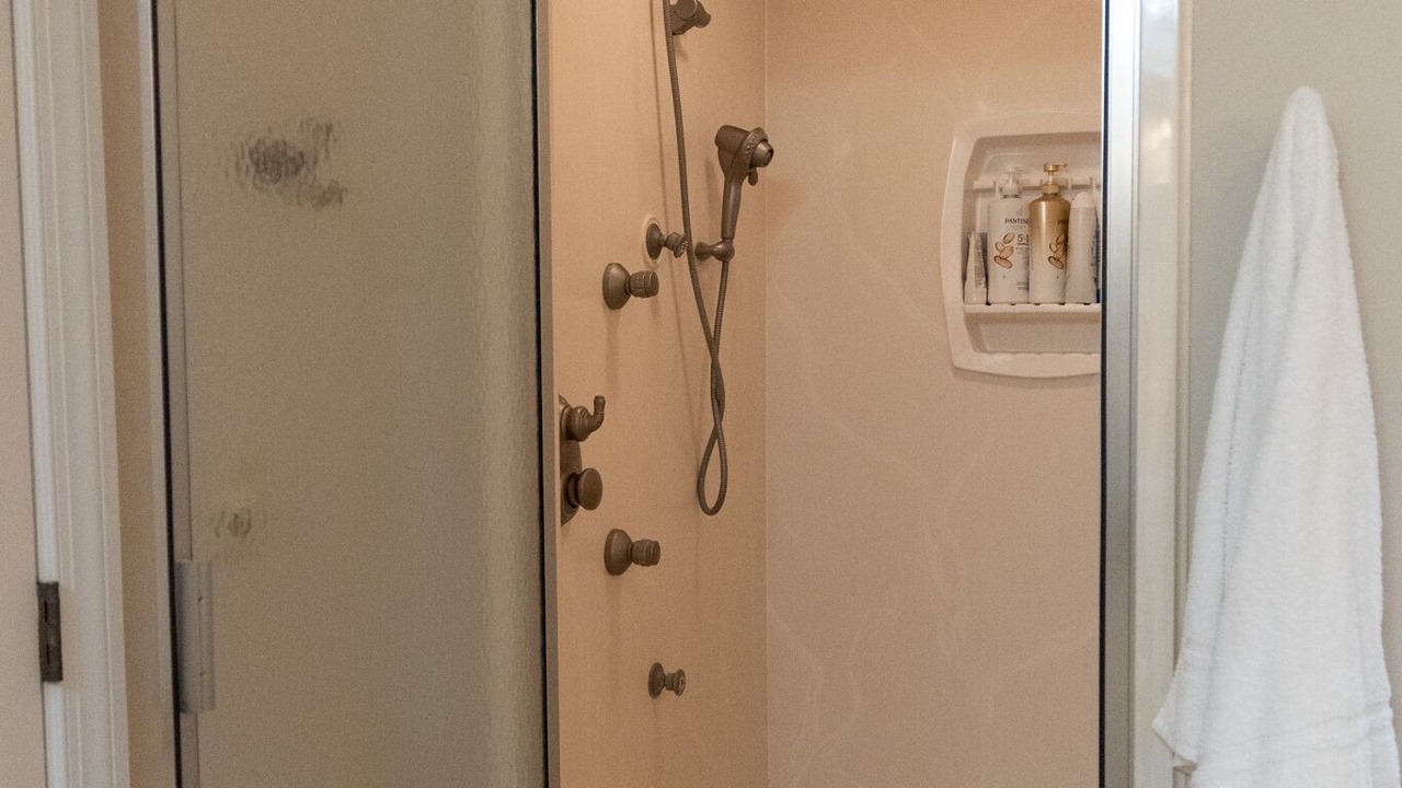 Photo of Bathroom in Eatonton