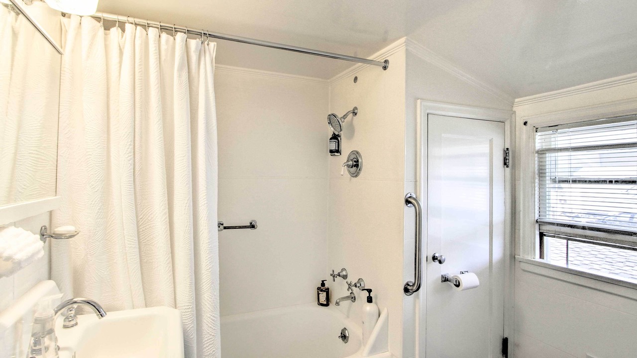 Photo of Bathroom in University Place