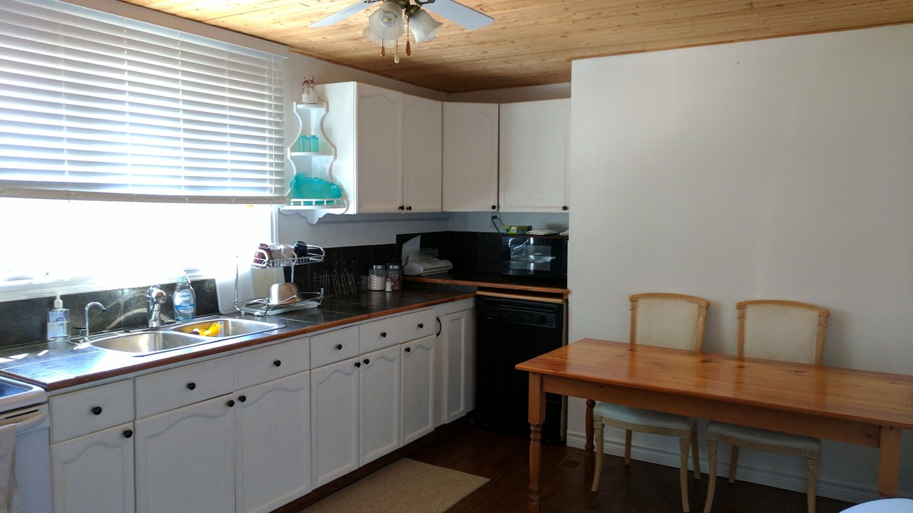 Photo of Kitchen in Colpoys Bay