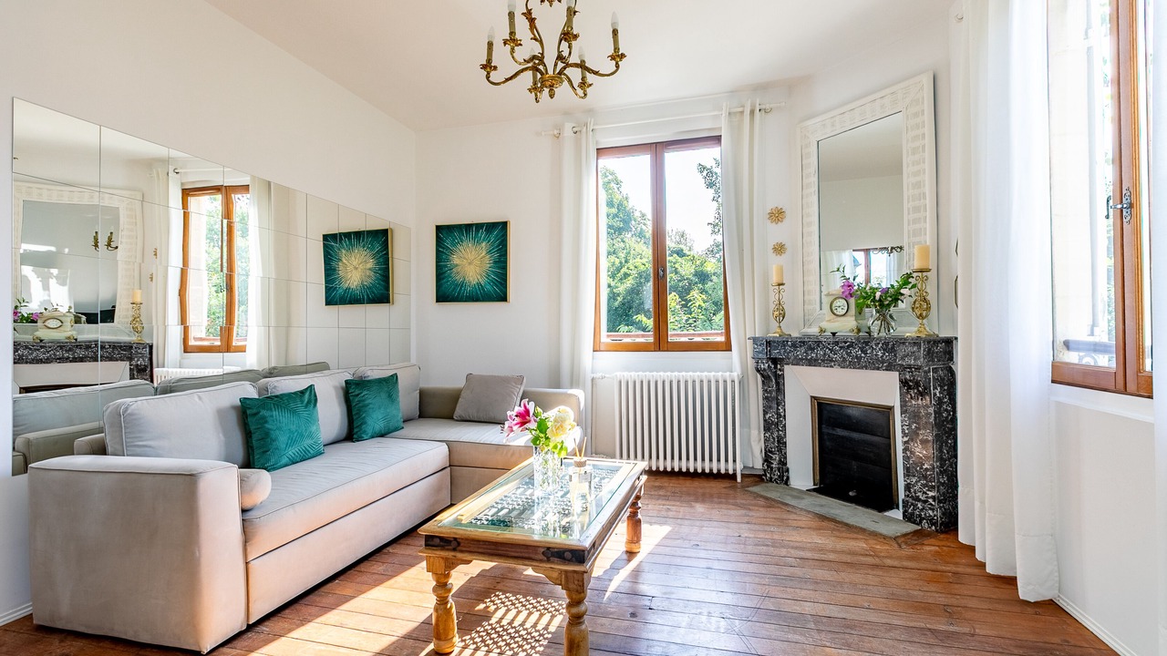 Photo of Livingroom in Cires-Les-Mello