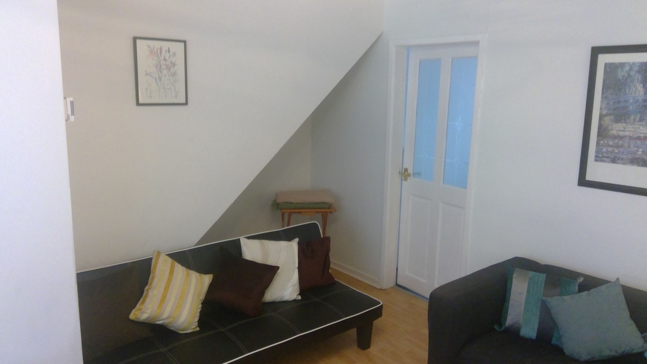 Photo of Livingroom in Leigh