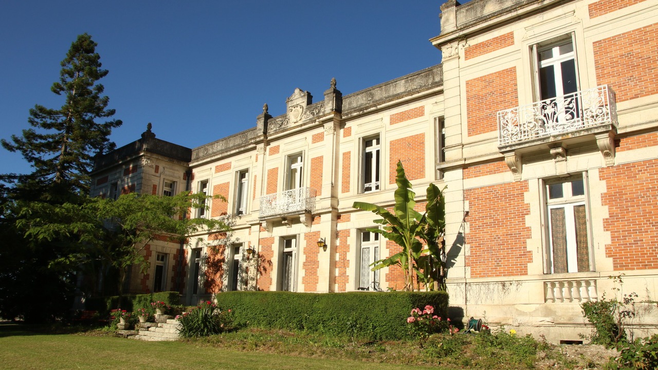 Photo of Outdoor in Montmoreau-Saint-Cybard