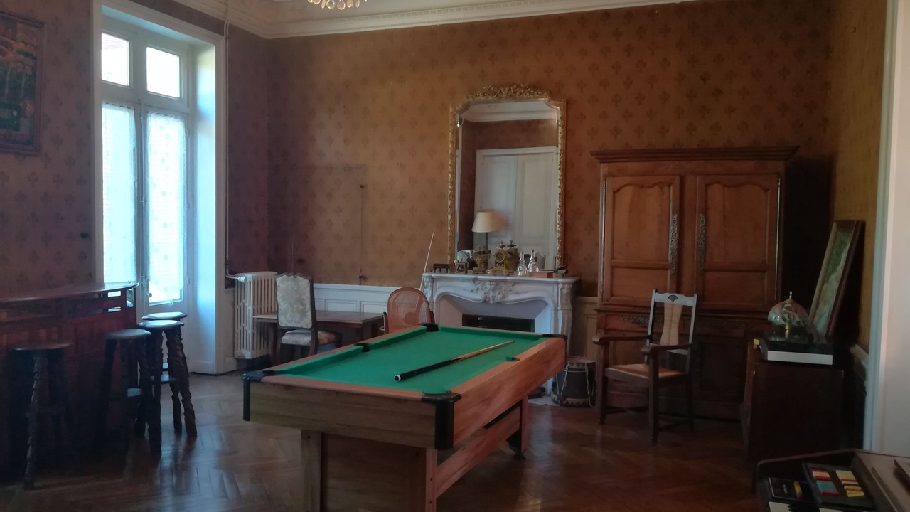 Photo of Bedroom in Montmoreau-Saint-Cybard