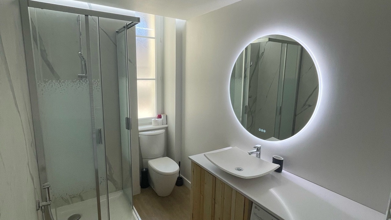 Photo of Bathroom in Courtoisville-Sillon-Moka