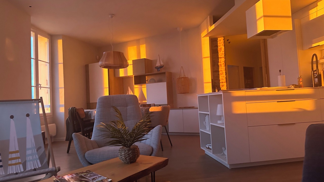 Photo of Livingroom in Courtoisville-Sillon-Moka