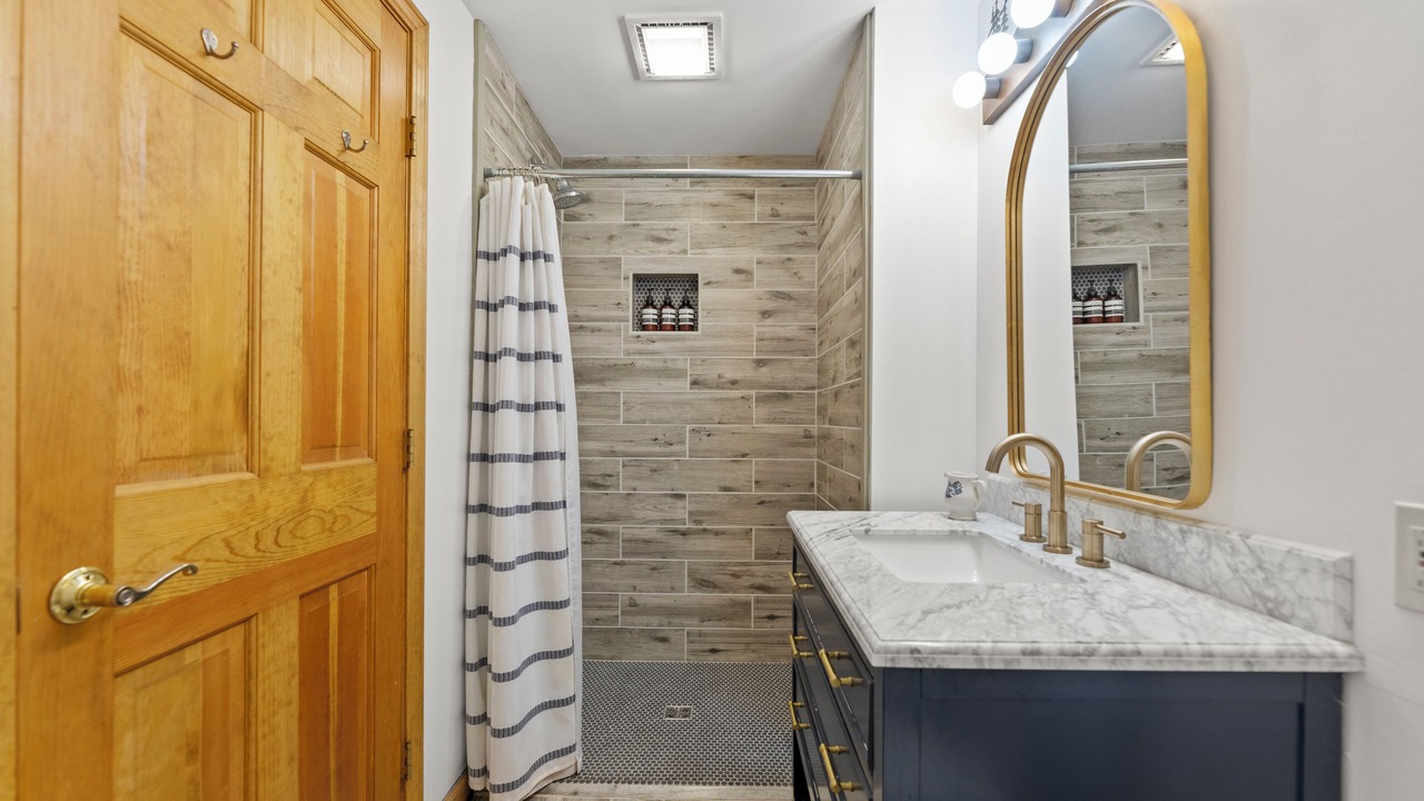 Photo of Bathroom in Winhall