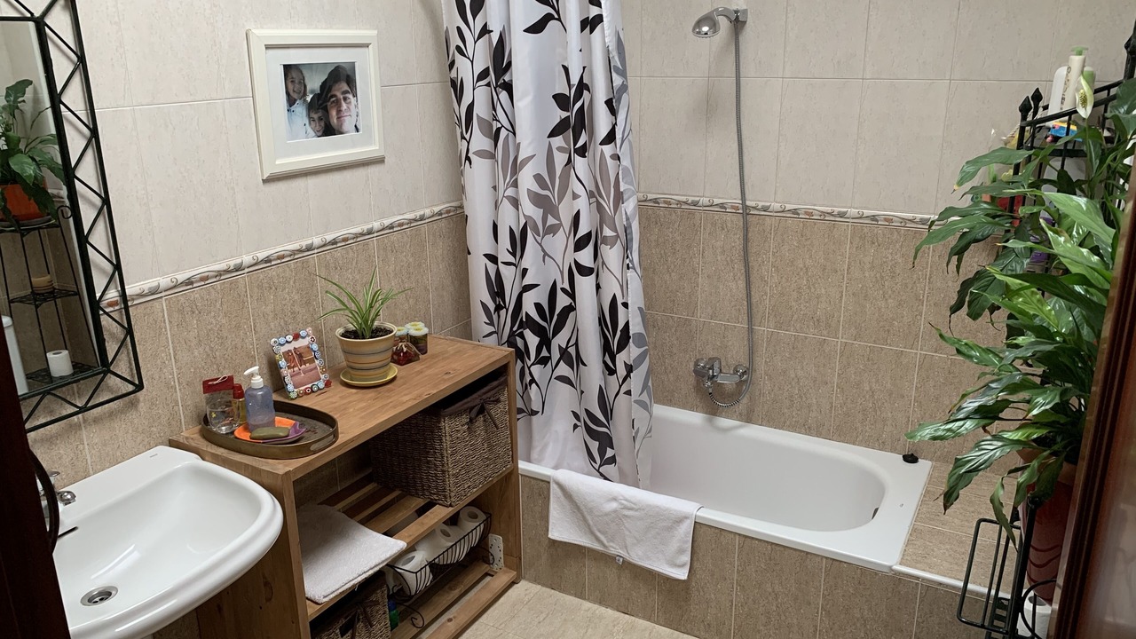 Photo of Bathroom in Valdecilla