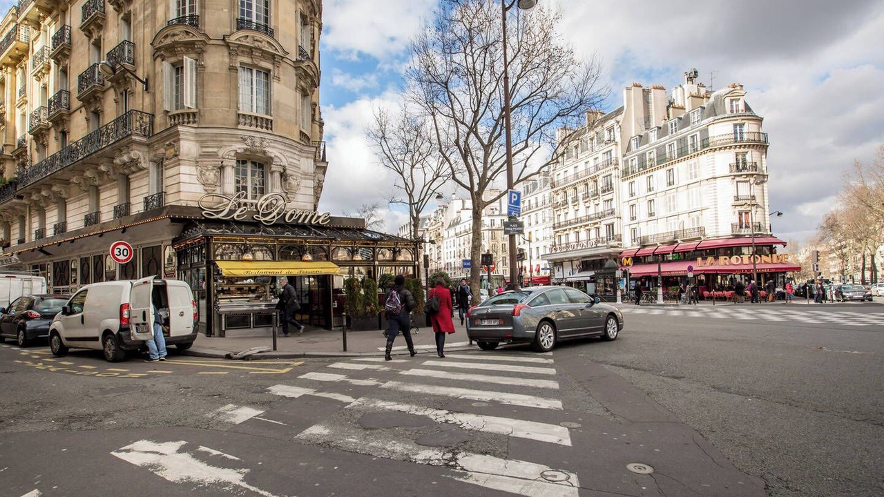Photo of Others in Montparnasse