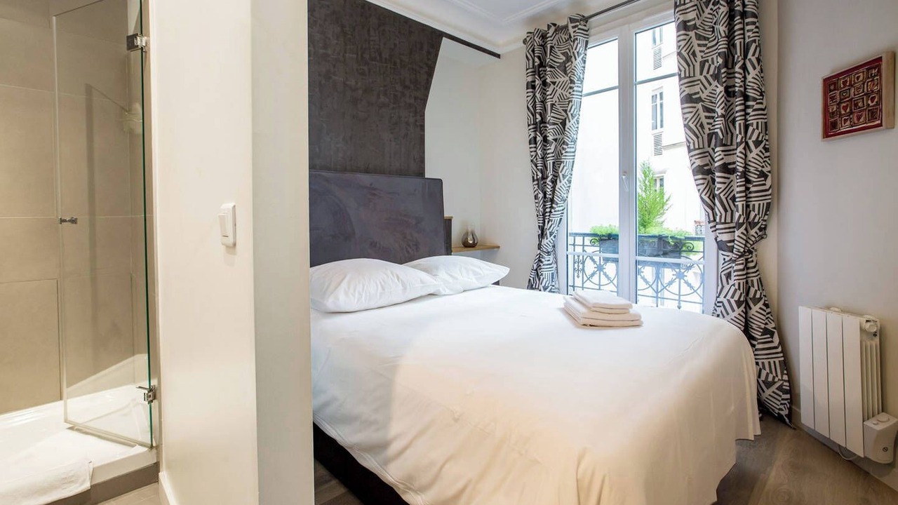 Photo of Bedroom in Montparnasse