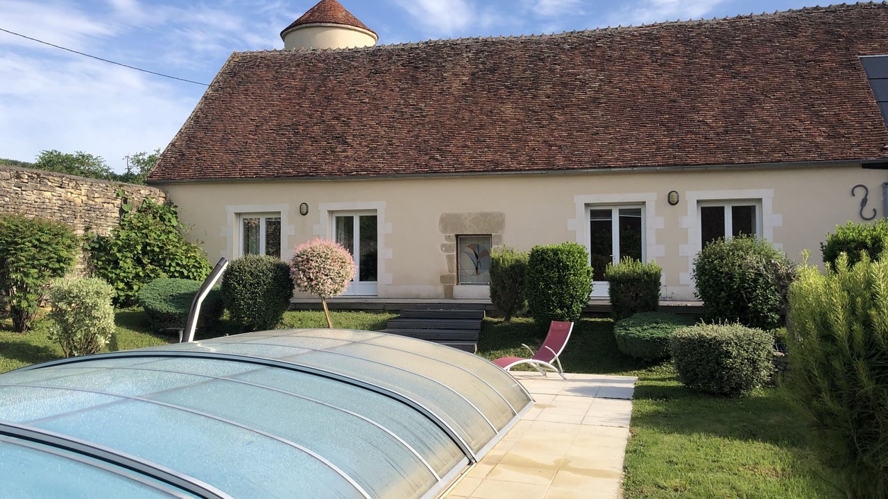 Photo of Patio Balcony in Corvol d'Embernard