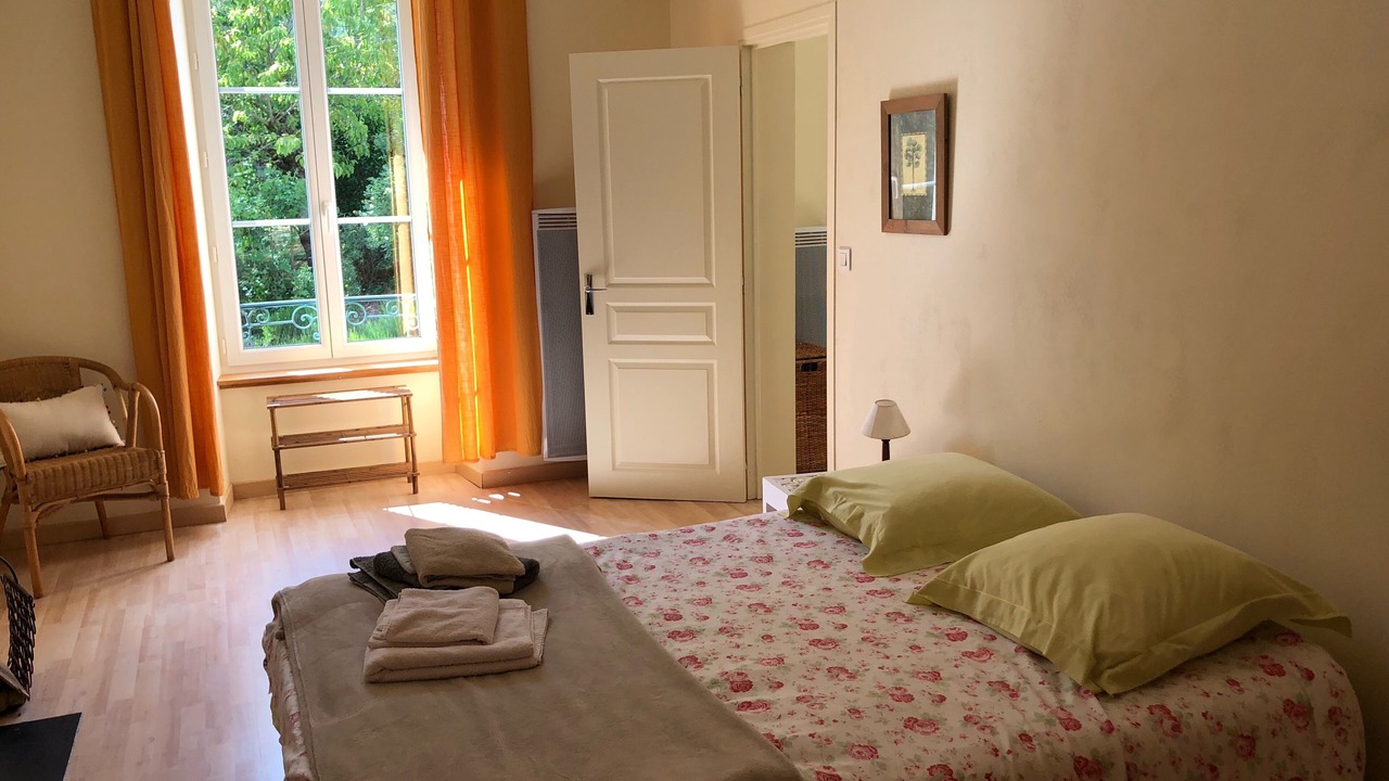 Photo of Bedroom in Corvol d'Embernard