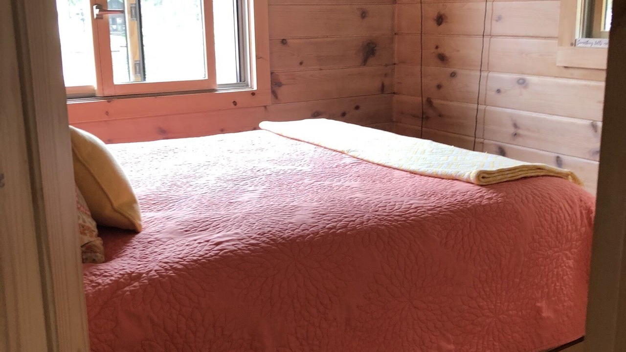 Photo of Bedroom in Town of Webb