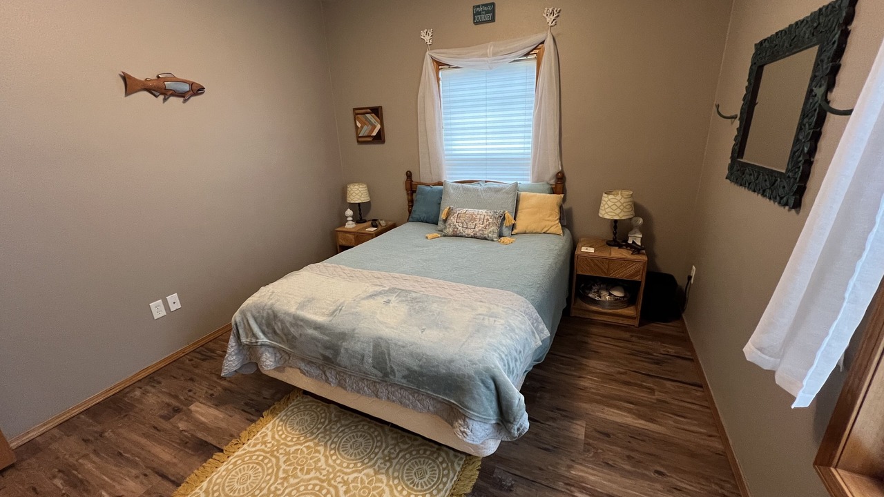 Photo of Bedroom in Newberg