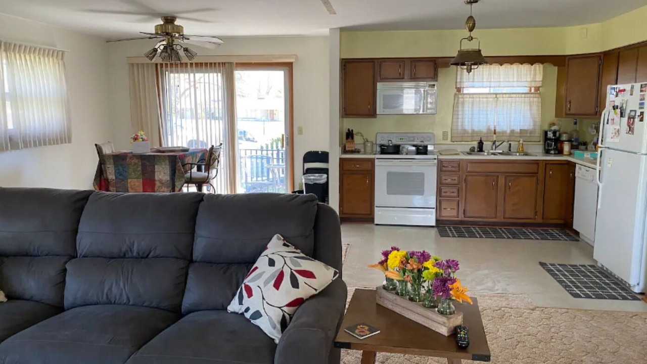 Photo of Livingroom in Pontiac