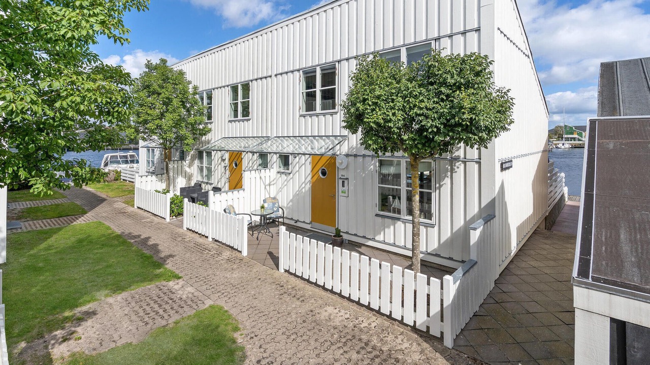 Photo of Others in Øer Strand