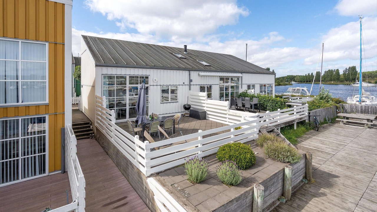 Photo of Others in Øer Strand