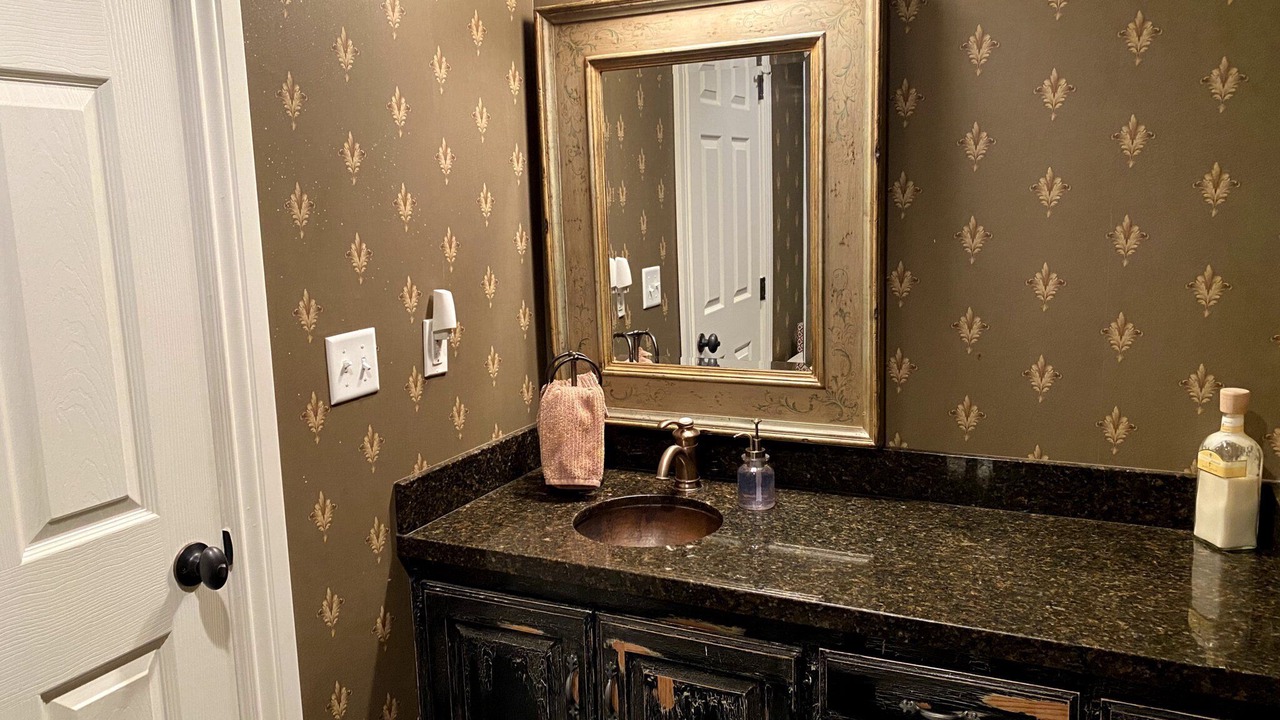Photo of Bathroom in Mount Olympus
