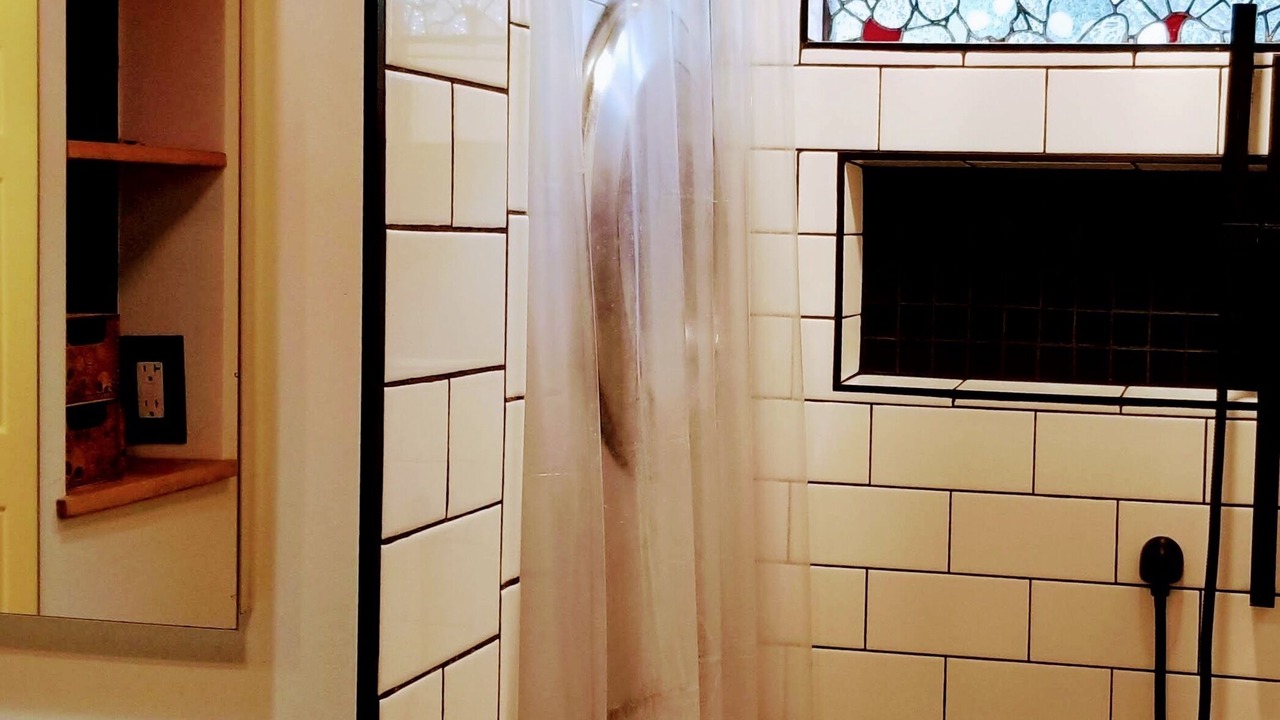 Photo of Bathroom in Holly