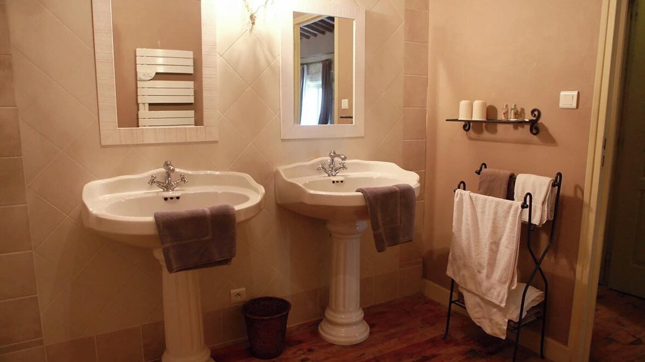 Photo of Bathroom in Saint-Gilles