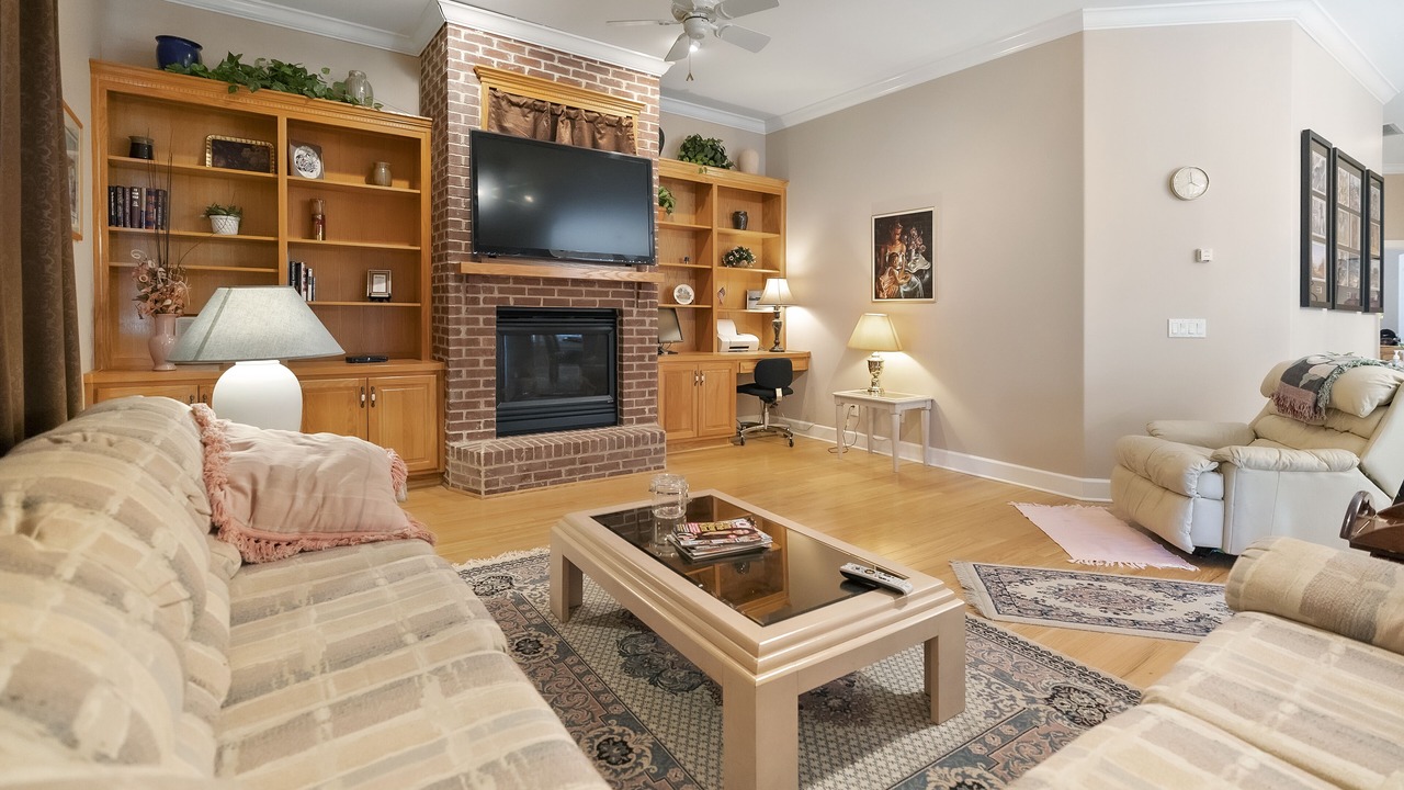 Photo of Livingroom in Starkville