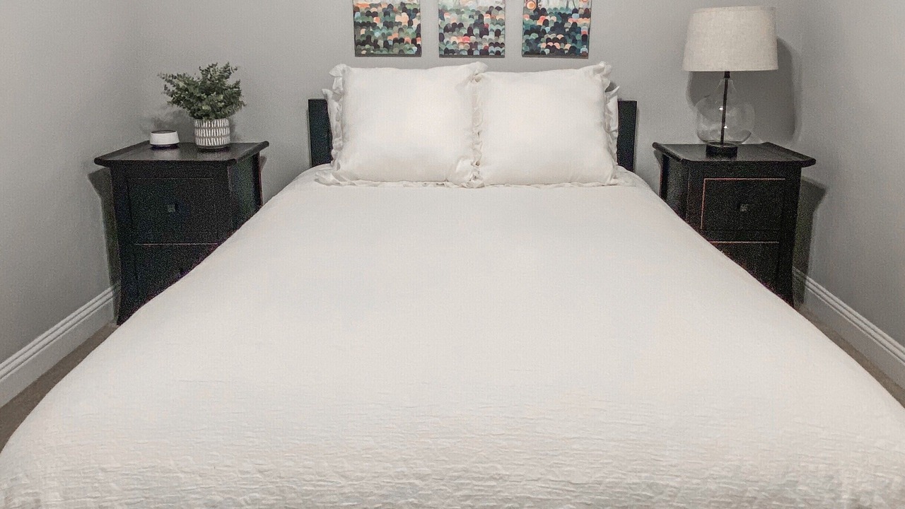 Photo of Bedroom in Benbrook