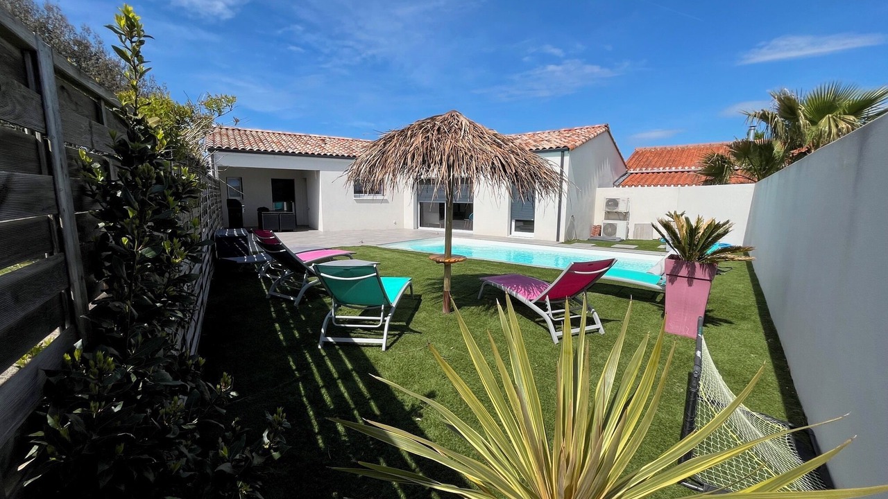 Photo of Patio Balcony in Givrand