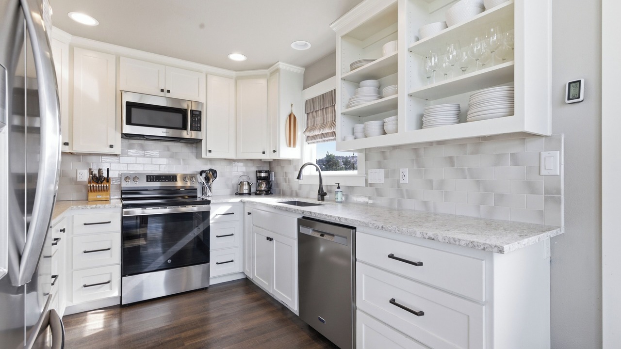 Photo of Kitchen in Kiwanda Shores