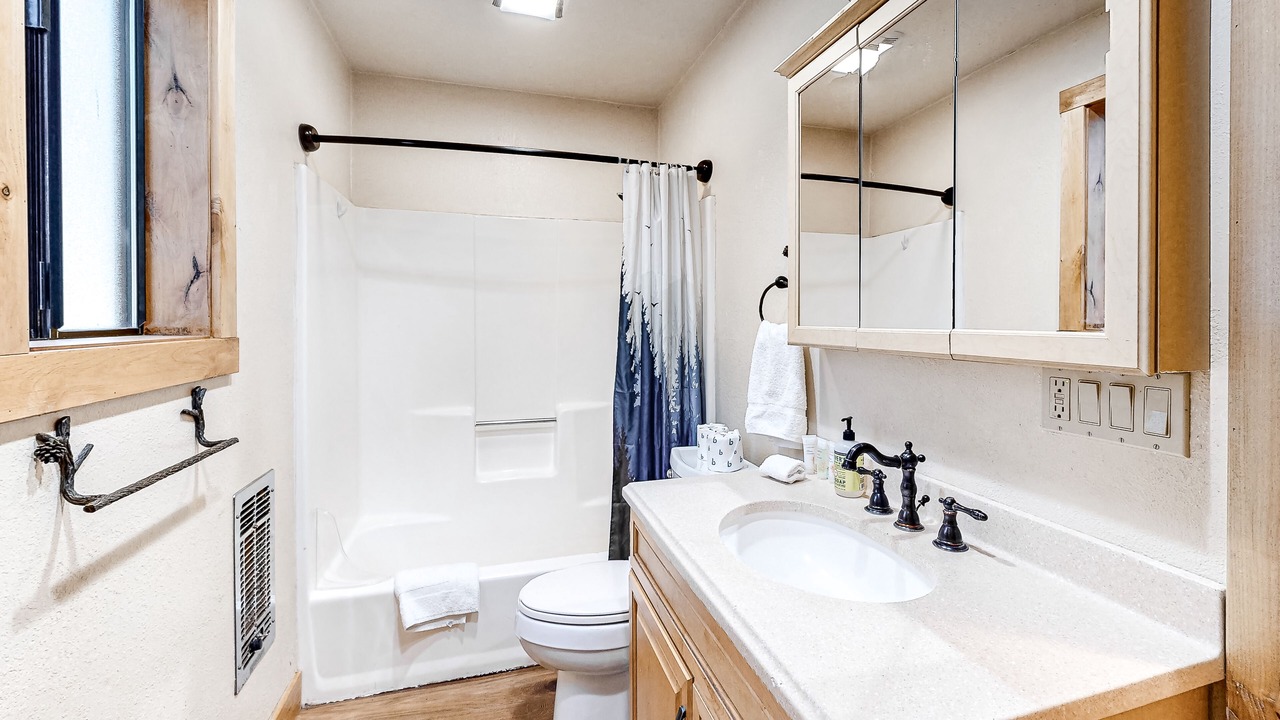 Photo of Bathroom in Pla-Vada Woodlands