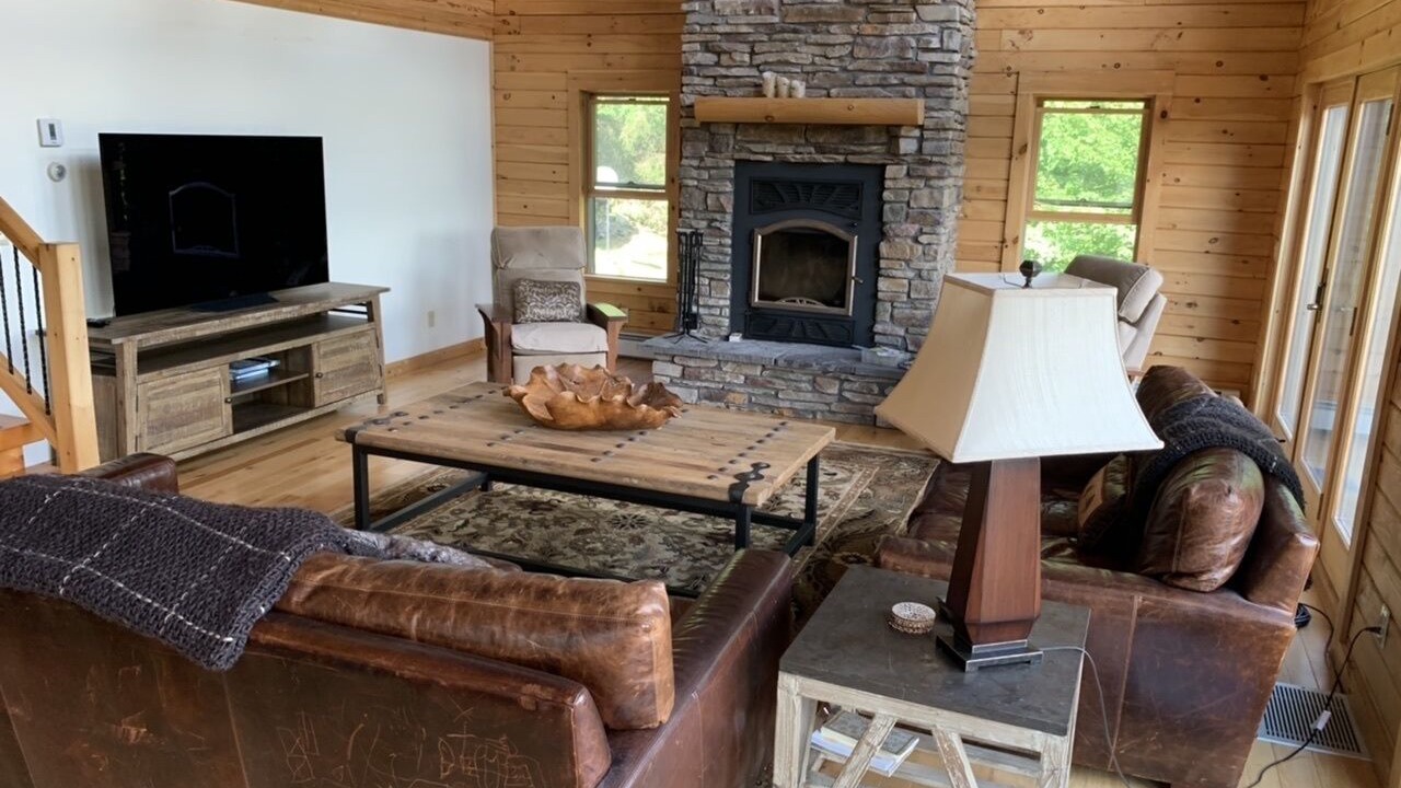 Photo of Livingroom in Pine Hill