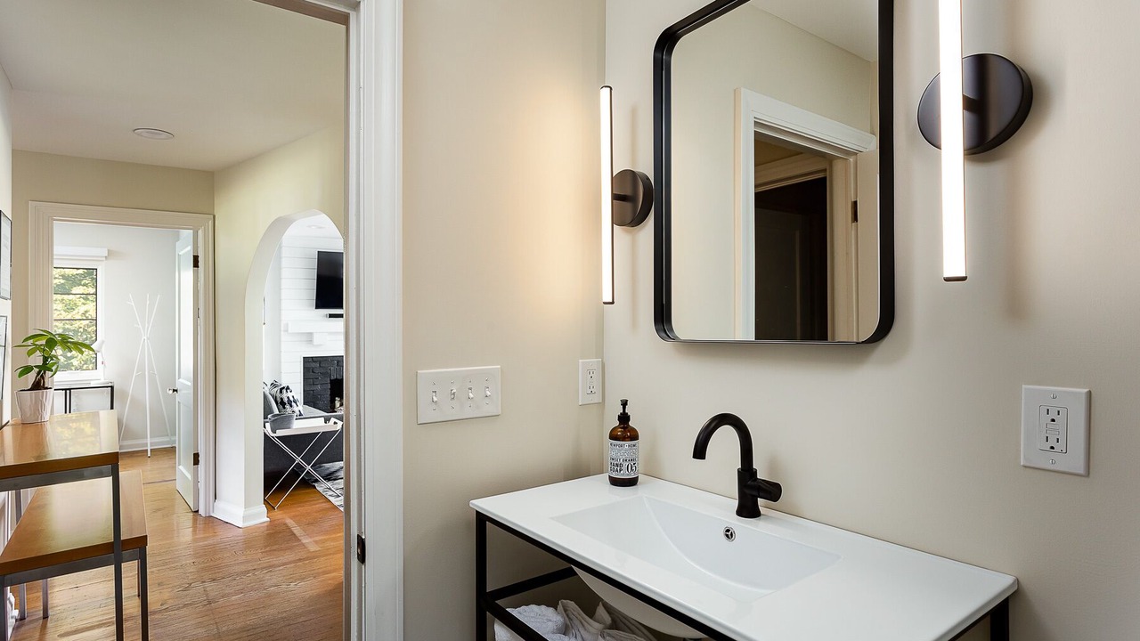 Photo of Bathroom in Buechel