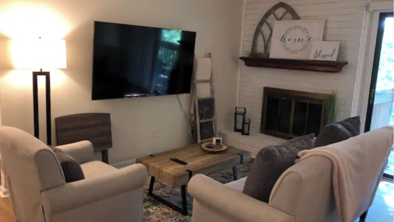 Photo of Livingroom in McAlpine
