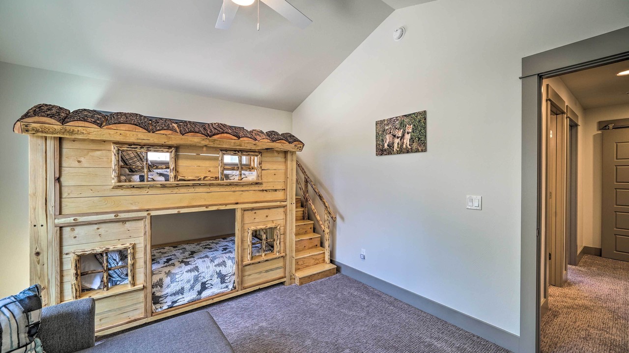 Photo of Bedroom in Four Corners