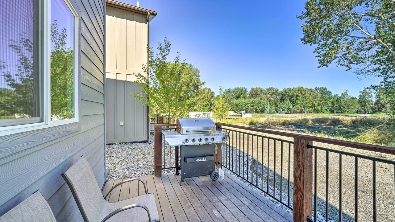 Photo of Others in Four Corners