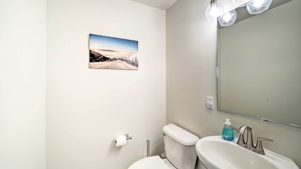 Photo of Bathroom in Four Corners
