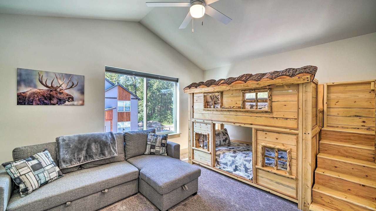 Photo of Others in Four Corners