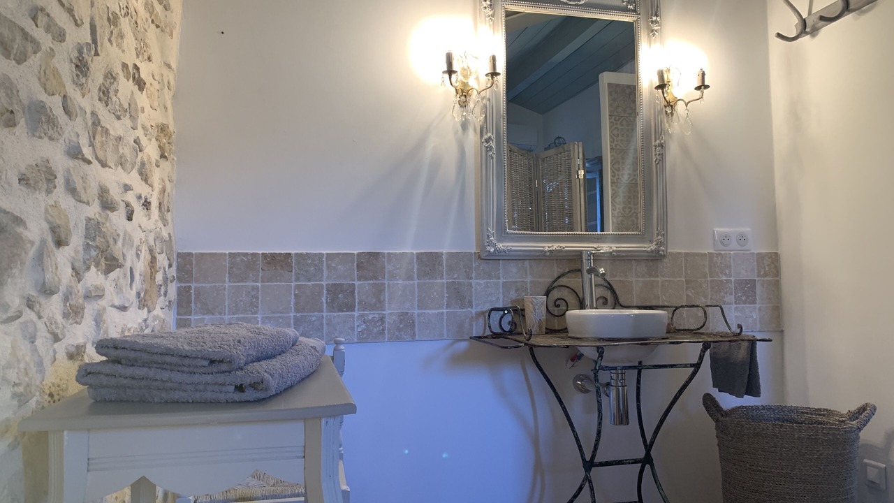 Photo of Bathroom in La Bastide-d'Engras