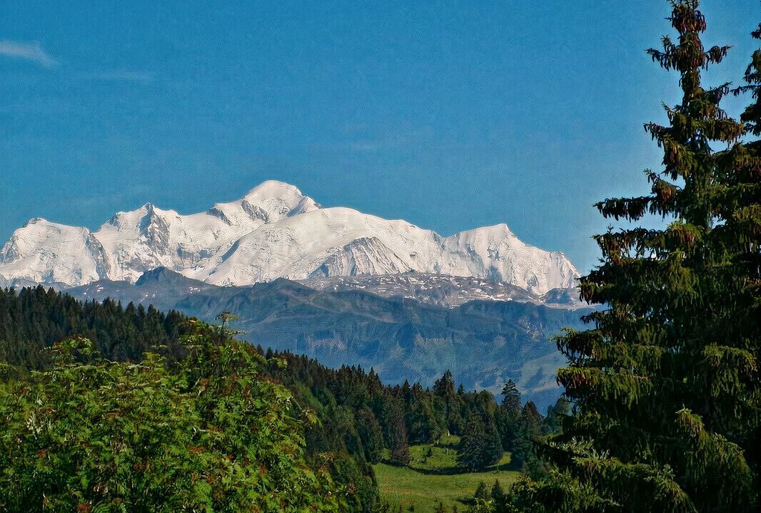 Photo of Others in Le Praz de Lys