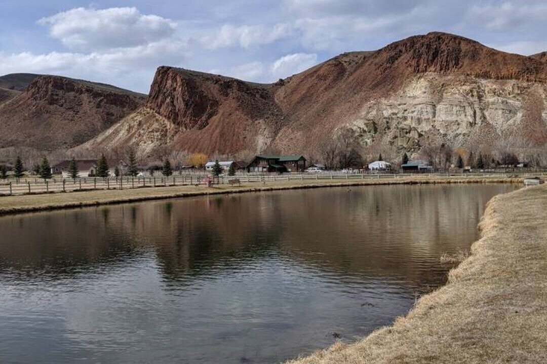 Photo of Others in Challis