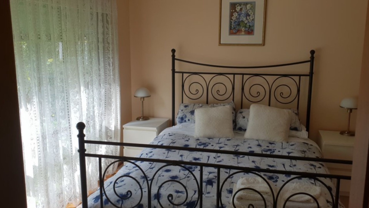 Photo of Bedroom in Foster