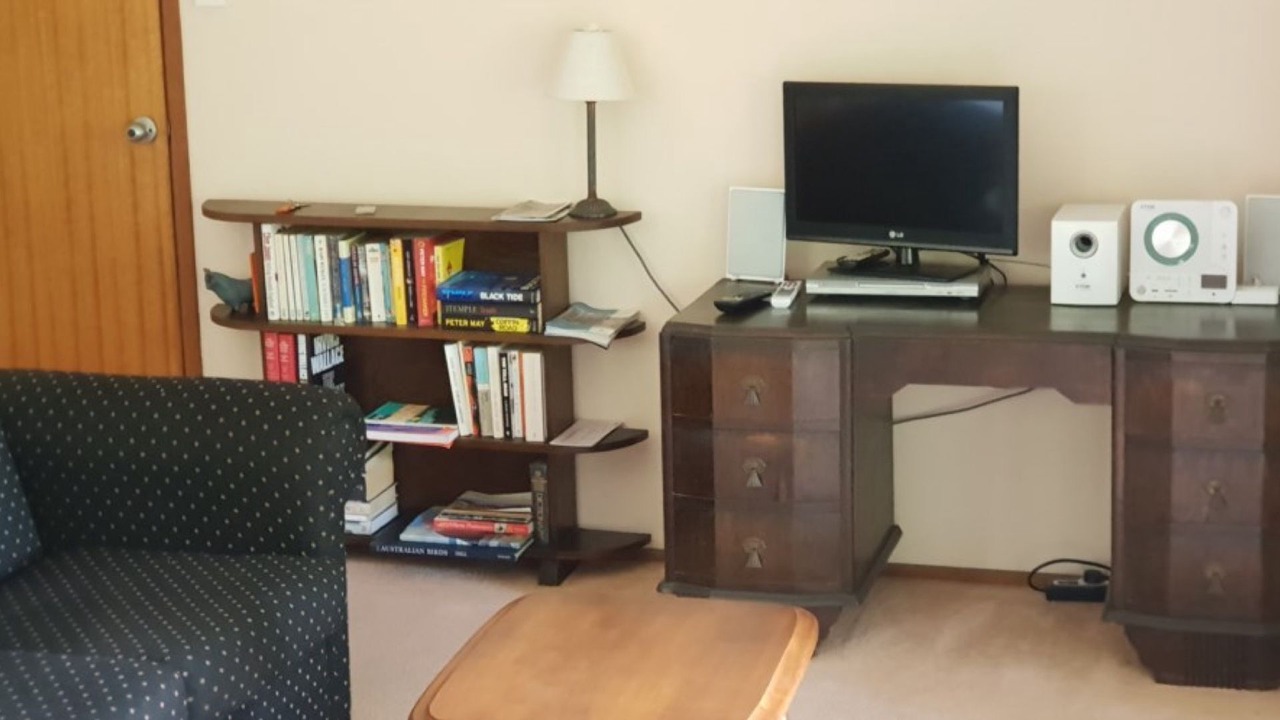 Photo of Livingroom in Foster