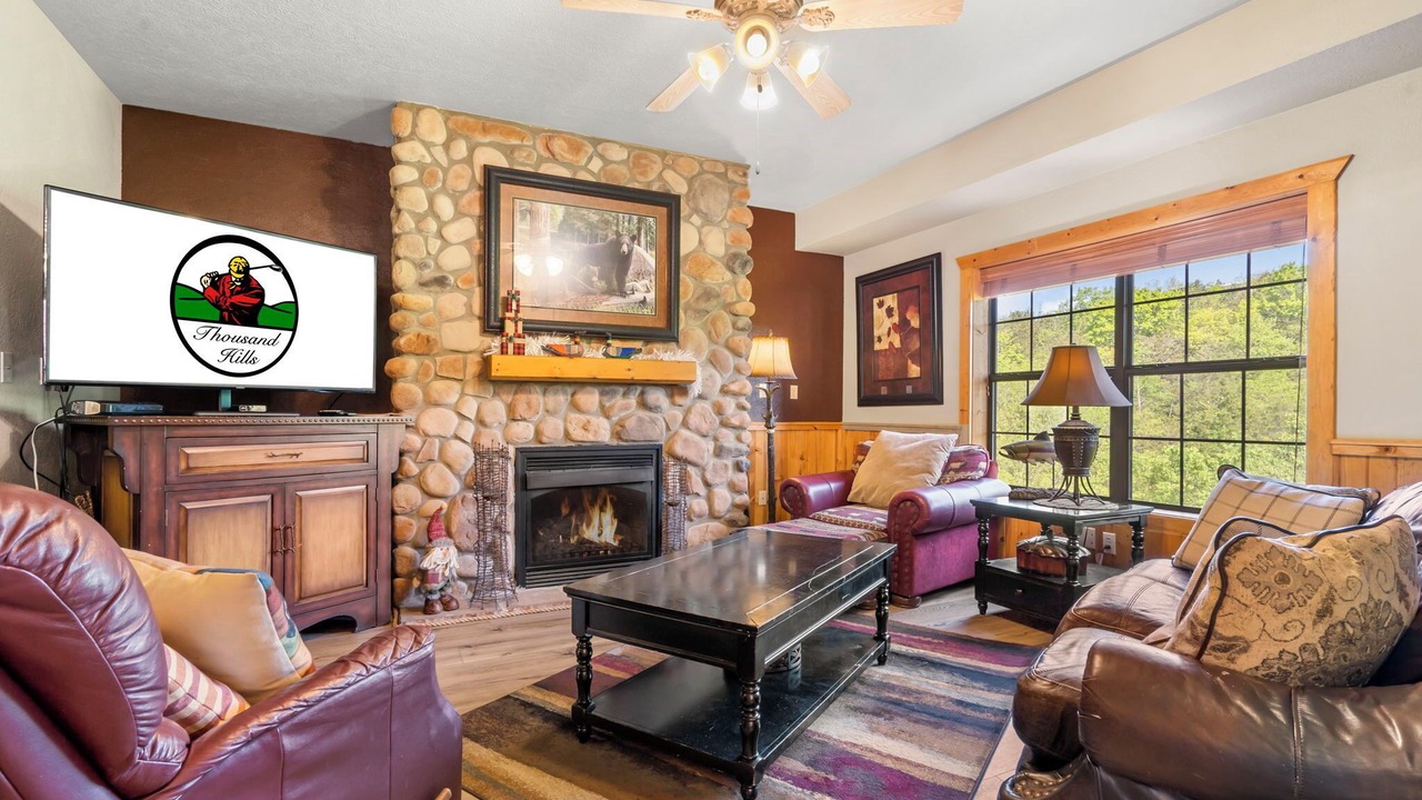 Photo of Livingroom in Branson Theater District