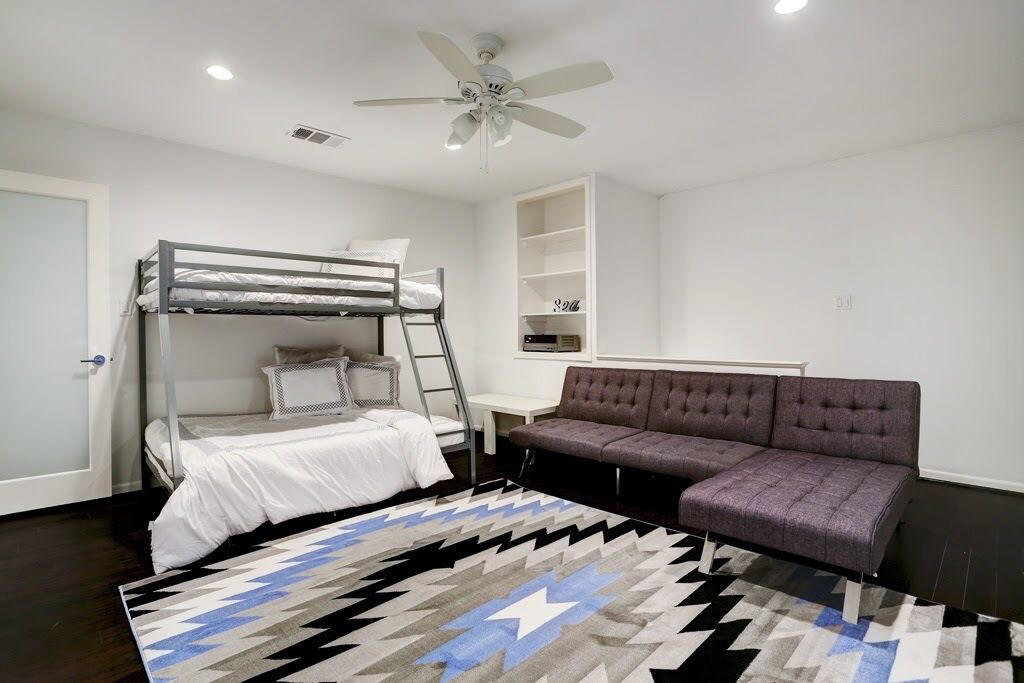 Photo of Bedroom in La Porte