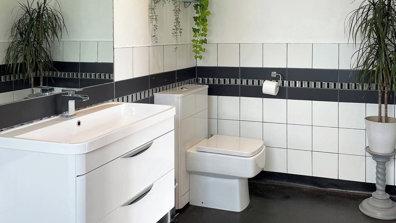 Photo of Bathroom in Two Dales