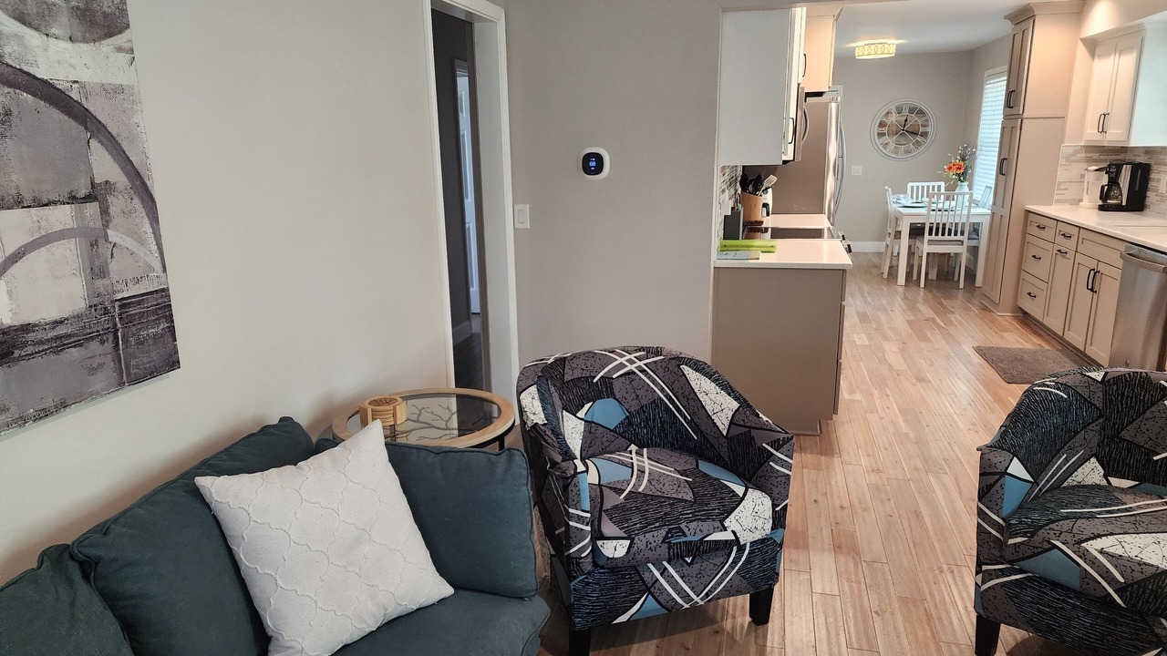 Photo of Livingroom in Merriam