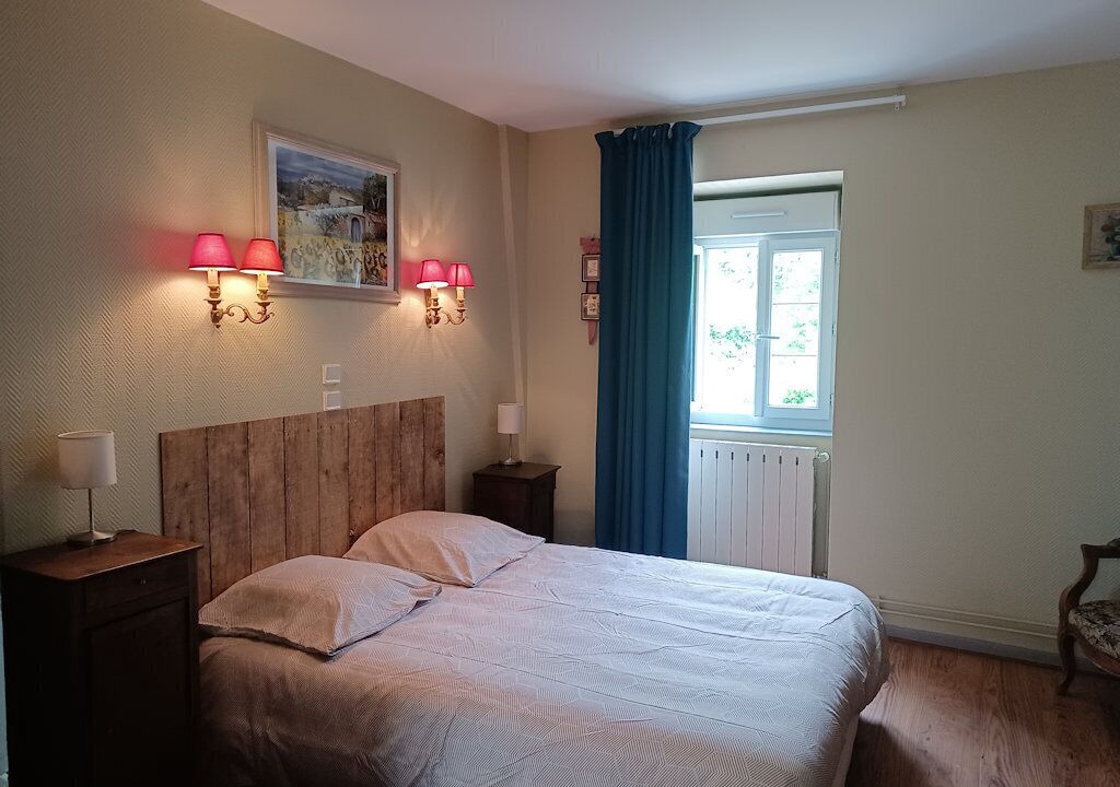 Photo of Bedroom in Sermizelles