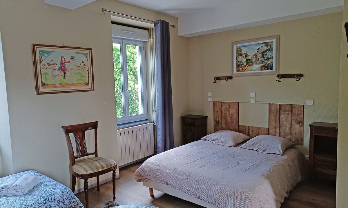 Photo of Bedroom in Sermizelles