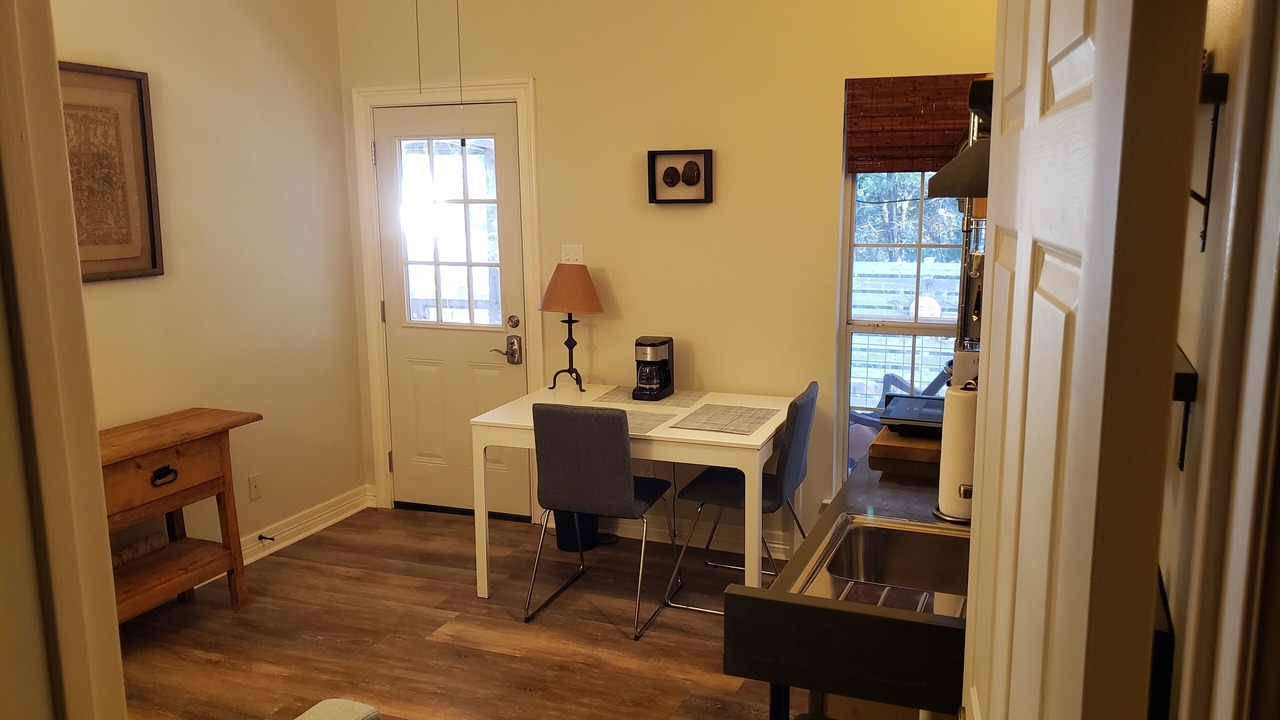 Photo of Bedroom in Glenlake