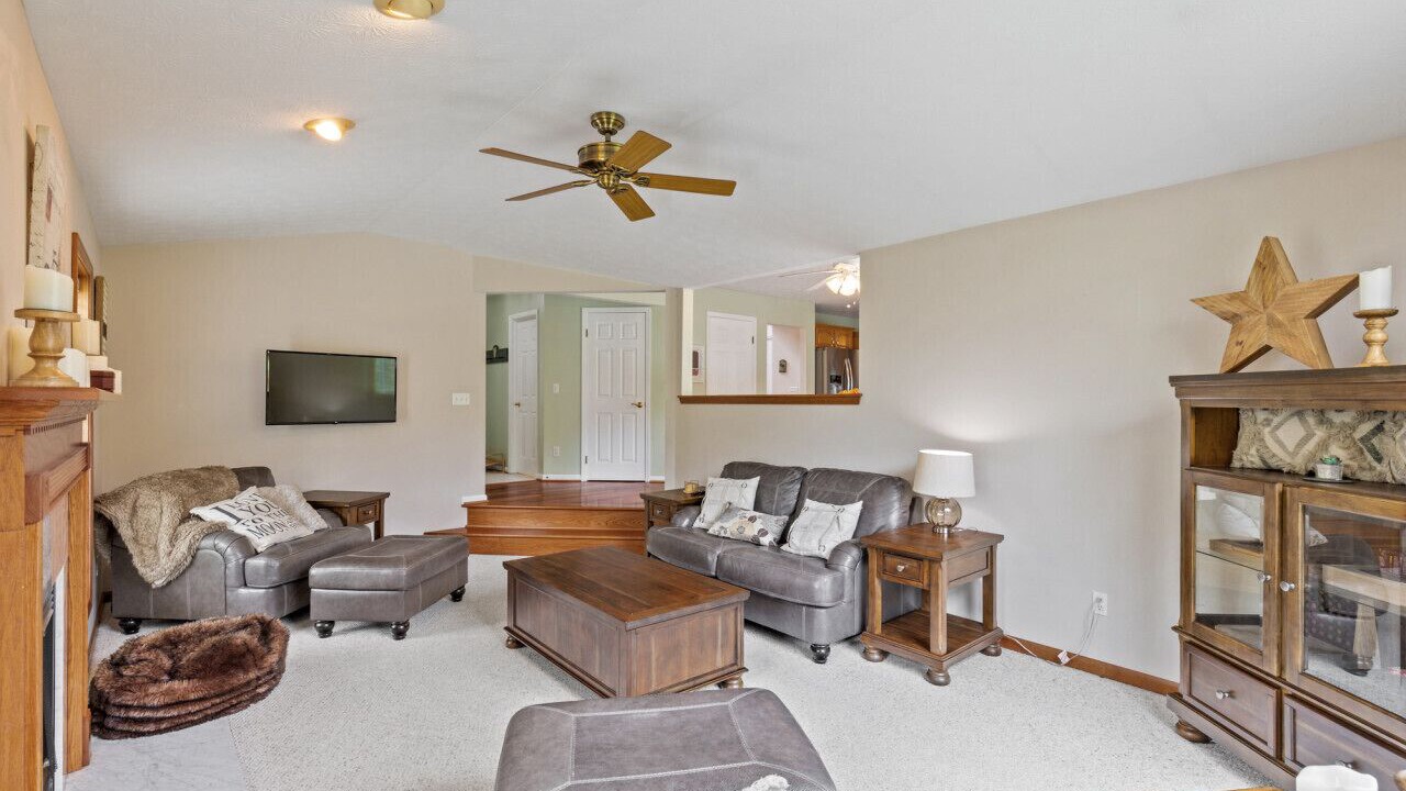 Photo of Livingroom in Brockport