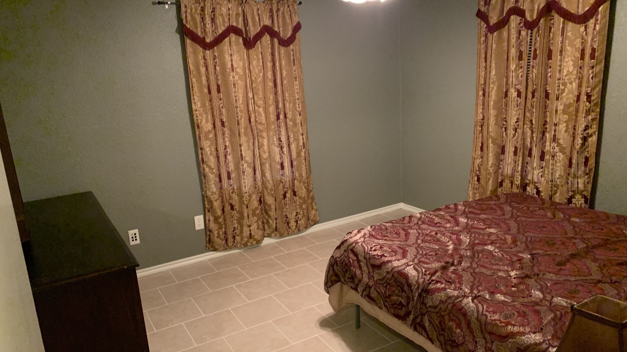 Photo of Bedroom in Midwest City